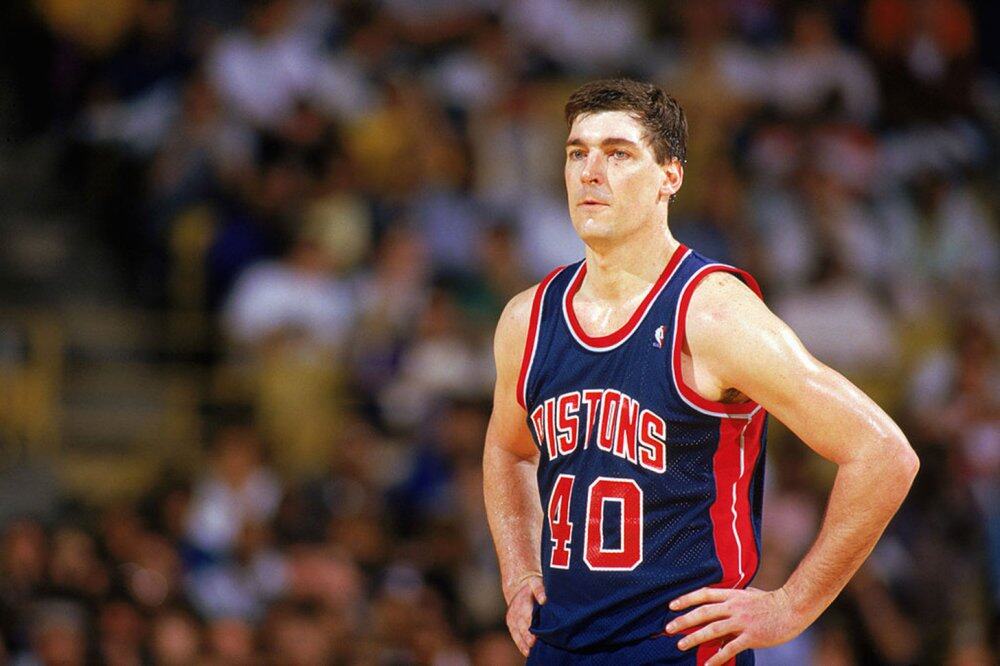 Bill Laimbeer|NBA史上最邪惡犯規大師!暗黑兵法力拒佐敦皇朝