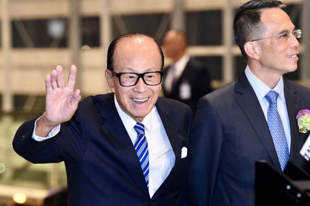 李嘉誠基金會出手!$8000萬援助宏福苑火災 分階段援助+致敬消防英雄