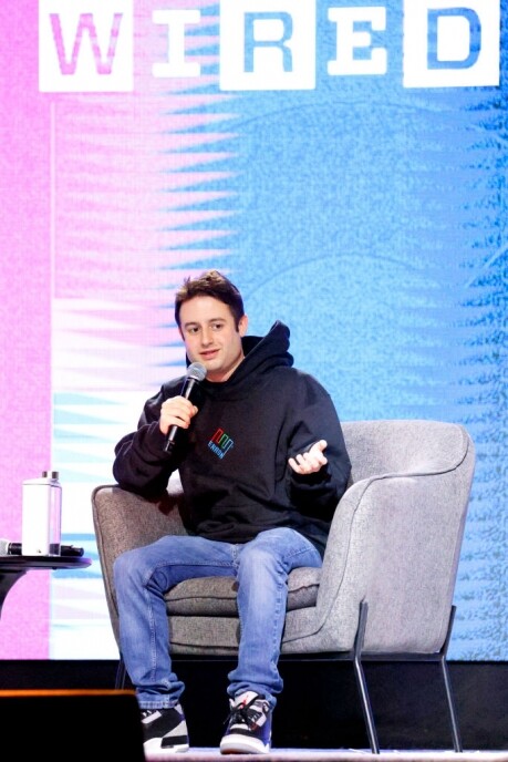 Figma IPO 後的冷靜期|AI是否真能支撐其千億市值? 又是否真能撼動 Adobe 的地位?