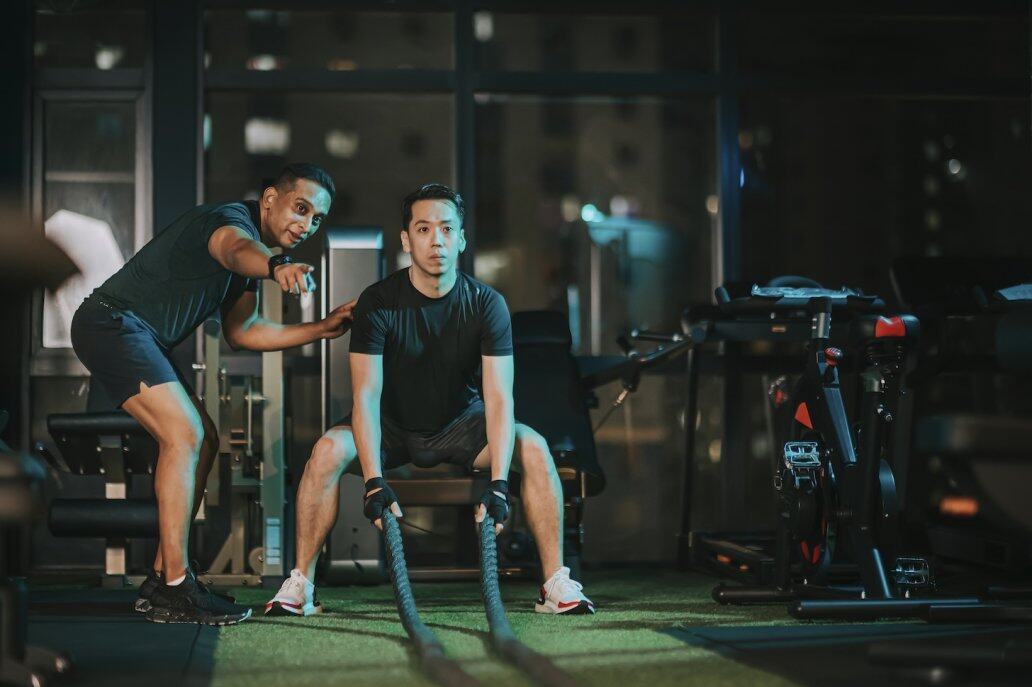 燒脂強心肺!戰繩訓練怎樣做才有效?關於戰繩你要知道的6件事