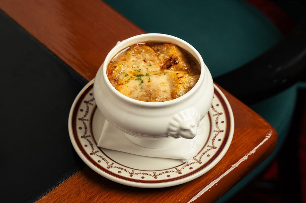 【尖沙咀瑞士菜推介】最有氣氛的老字號「瑞樵閣Chesa」 重塑半世紀阿爾卑斯山木屋的經典滋味