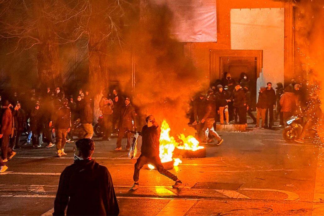 伊朗貨幣貶至近零| 示威、通脹、政局三重夾擊下的貨幣末日