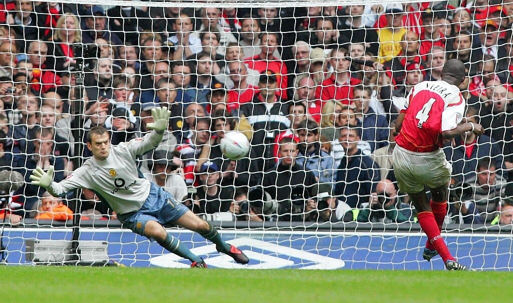 韋拉Patrick Vieira|兇悍與優雅並存 阿仙奴黃金時代的支柱