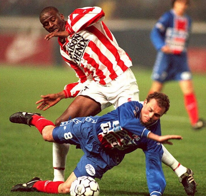 韋拉Patrick Vieira|兇悍與優雅並存 阿仙奴黃金時代的支柱