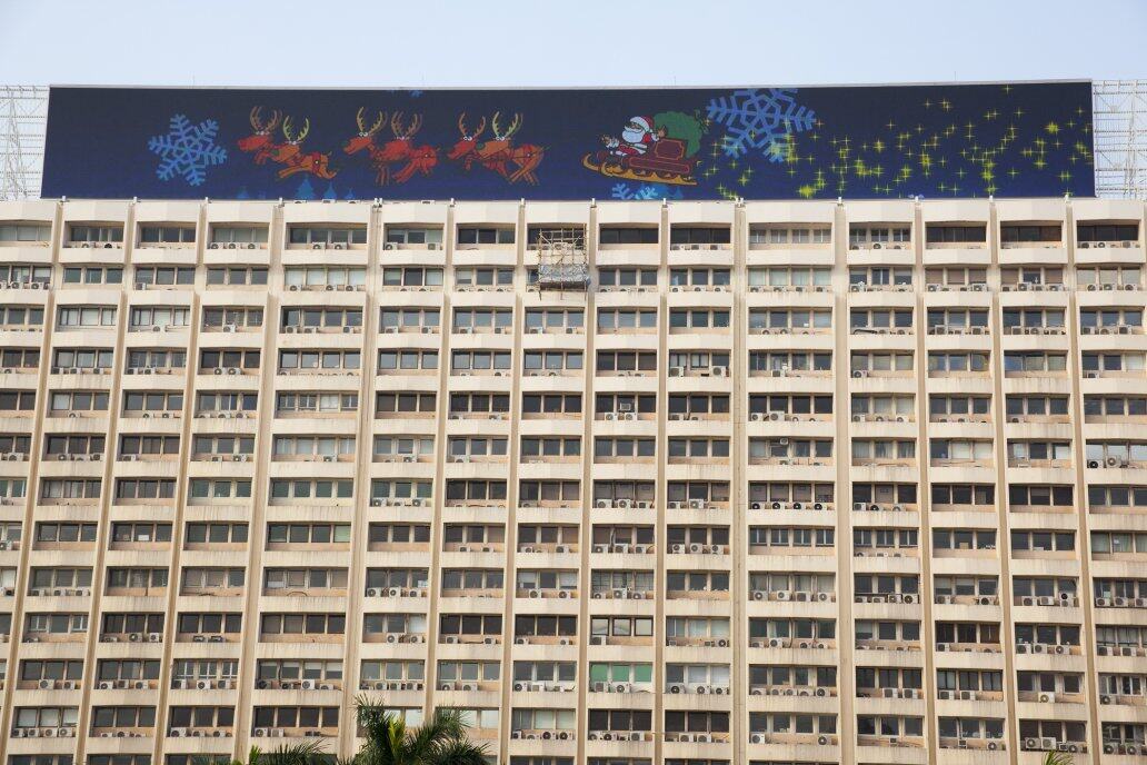 尖沙咀星光行呎價暴跌|20年慘賺10萬!呎價慘輸新界公屋