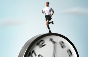甚麼是運動黃金時間？何時運動效果最好？早上運動減脂最有效是真的嗎？