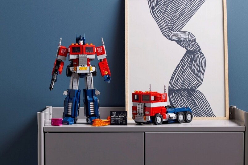 LEGO X 《變形金剛》推出可變形柯柏文｜LEGO 10302 Transformers Optimus Prime