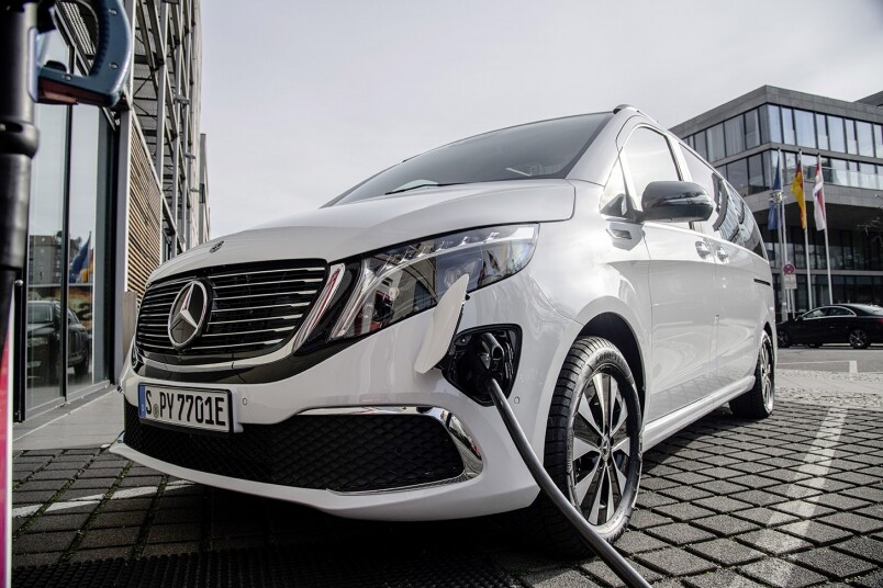 Mercedes-Benz平治首款電動豪華MPV丨EQV 300「一換一」後售價將低於一百萬元 Mercedes-Benz平治首款電動豪華MPV丨EQV 300「一換一」後售價將低於一百萬元