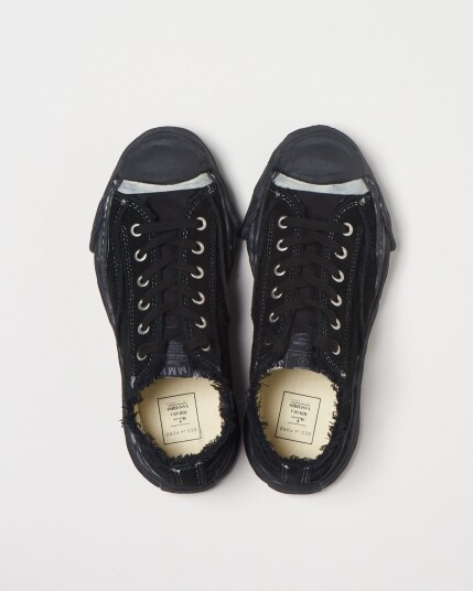 BED J.W. FORD X Maison MIHARA YASUHIRO BED J.W. FORD X Maison MIHARA YASUHIRO