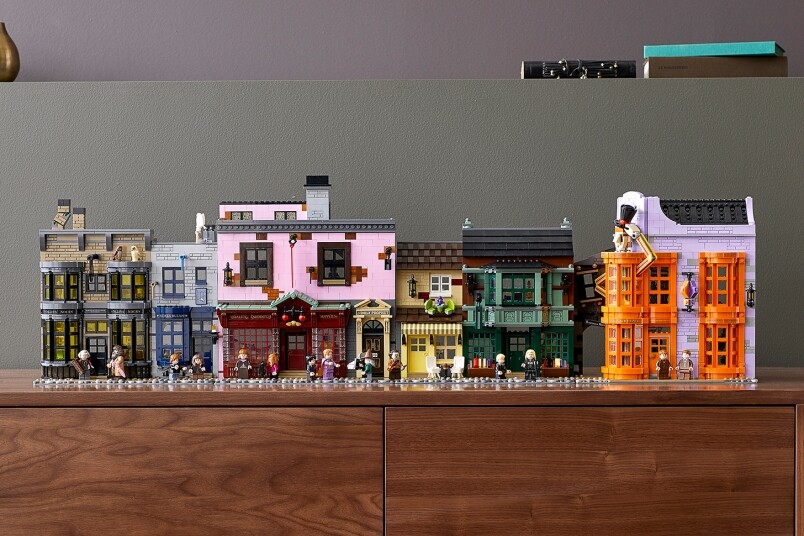 【魔法世界】5544顆LEGO重現《哈利波特》繁華大街斜角巷｜LEGO 75978 Harry Potter Diagon Alley