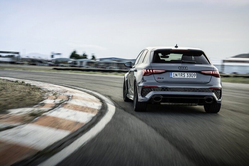 400匹馬力延續小跑車的高標準速度感丨Audi RS 3 Sedan quattro及RS 3 Sportback quattro同時登場! 400匹馬力延續小跑車的高標準速度感丨Audi RS 3 Sedan quattro及RS 3 Sportback quattro同時登場!