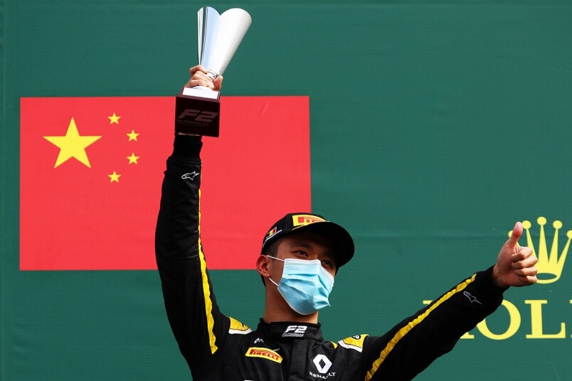 首位中國F1車手周冠宇地標戰即得分丨到底他只是Pay Driver還是有實力坐穩F1席位呢？