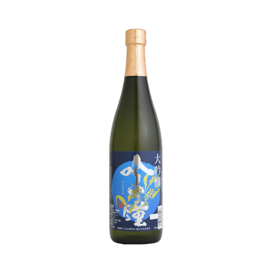 喜多屋吟之瞳使用日本農家栽培的「吟之里」精米,全程以手工釀製。果香輕 喜多屋吟之瞳使用日本農家栽培的「吟之里」精米,全程以手工釀製。果香輕