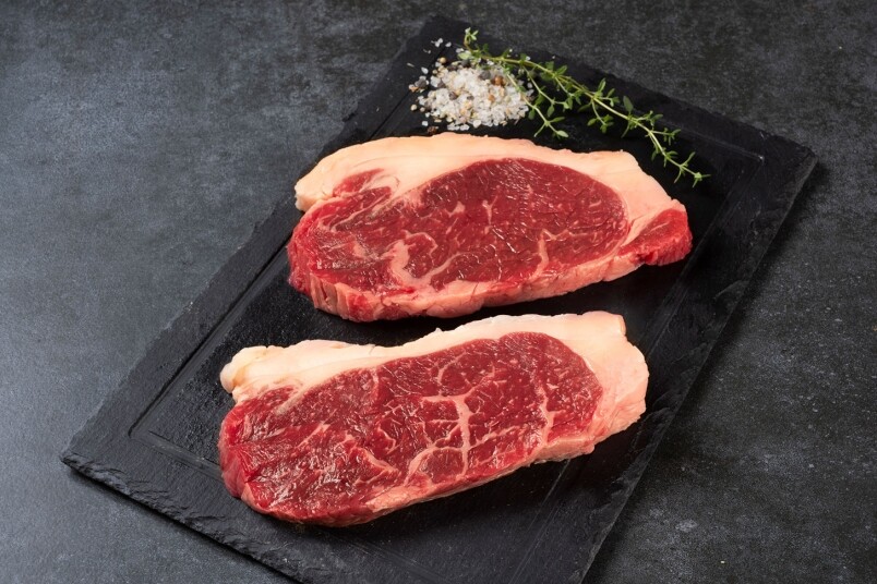 西冷(Sirloin):西冷脂肪不多,但卻極有牛味,肉質帶有嚼勁,卻不是過硬的那種,絕 西冷(Sirloin):西冷脂肪不多,但卻極有牛味,肉質帶有嚼勁,卻不是過硬的那種,絕