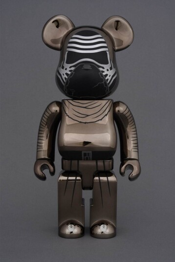 BE@RBRICK FIRST ORDER STORMTROOPER 100%&400% ¥16,000 +稅 BE@RBRICK FIRST ORDER STORMTROOPER 100%&400% ¥16,000 +稅
