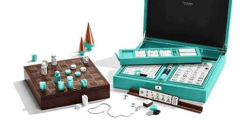 Tiffany & Co. 麻雀套裝 HK$131,000 及國際象棋套裝 HK$88,000