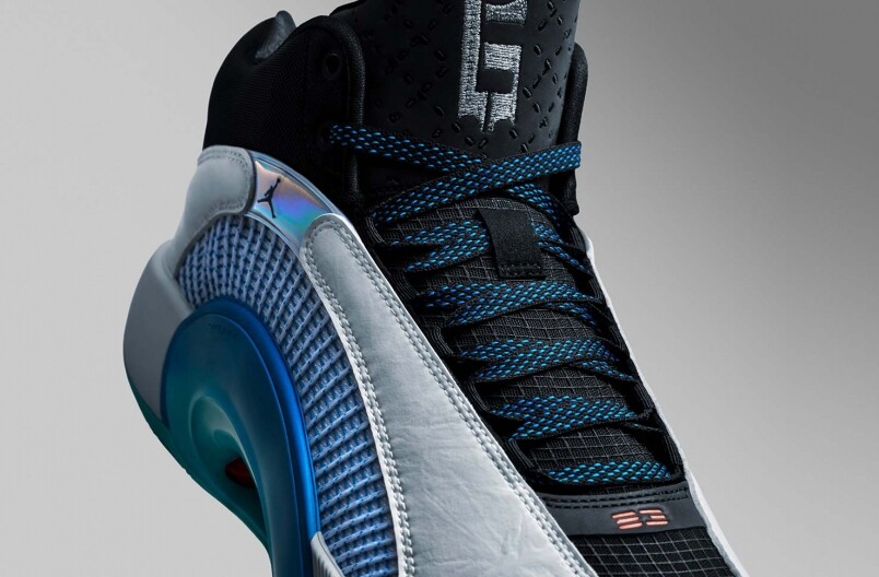 Air Jordan XXXV的鞋面由Flightwire科技加持，兼顧輕量與包裹性的全新呈現方式。隱藏在