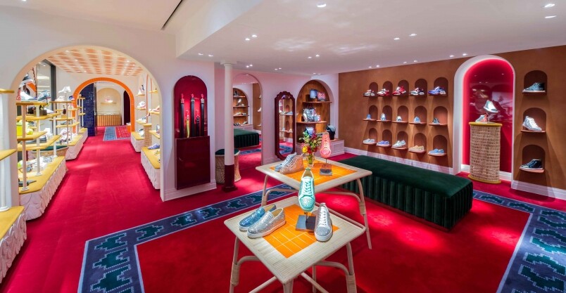 Christian Louboutin 全新專門店 Christian Louboutin 全新專門店