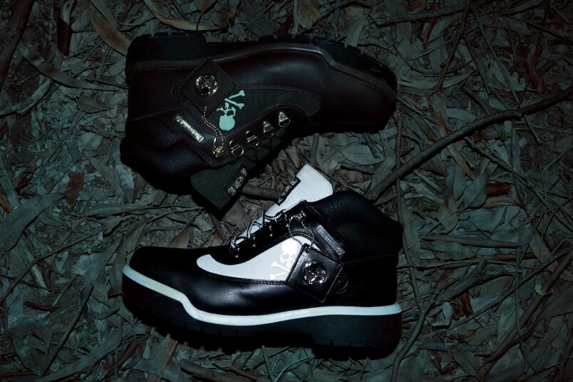 是次聯乘之中最為亮眼的焦點當數Field Boot,這回刻意選用盛極一時的Field Boot 是次聯乘之中最為亮眼的焦點當數Field Boot,這回刻意選用盛極一時的Field Boot