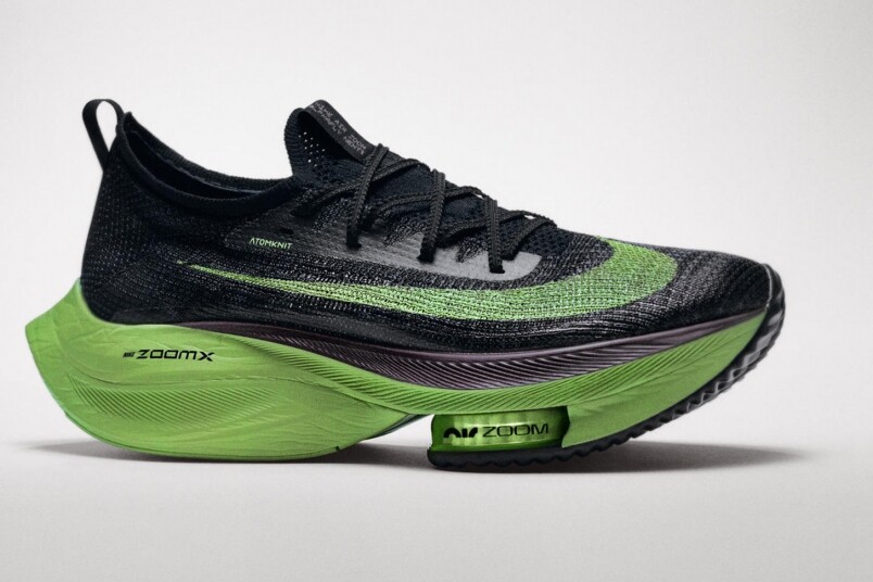 近件來，加入碳纖維板的跑鞋成為跑鞋市場的新主流，而Nike當然是其先臨