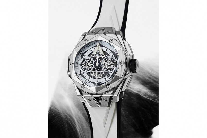 紋身聯乘腕錶!Hublot推出全新白色Big Bang Unico Sang Bleu II 紋身聯乘腕錶!Hublot推出全新白色Big Bang Unico Sang Bleu II