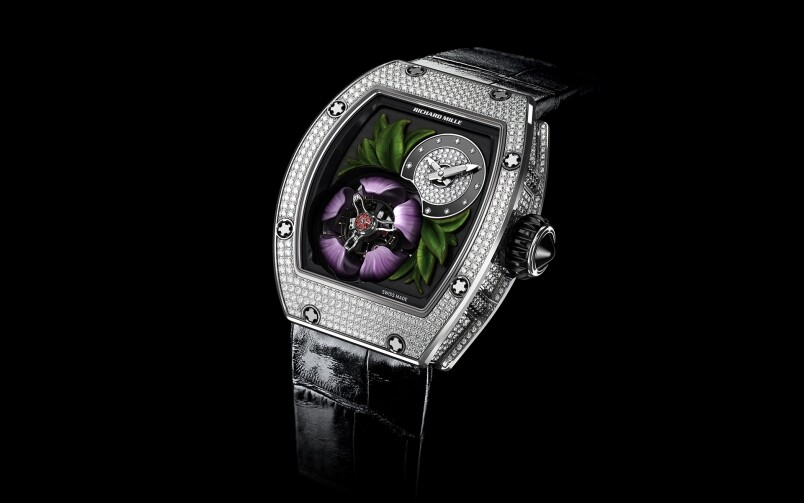 RM 19-02 Tourbillon Fleur的玉蘭花陀飛輪腕錶