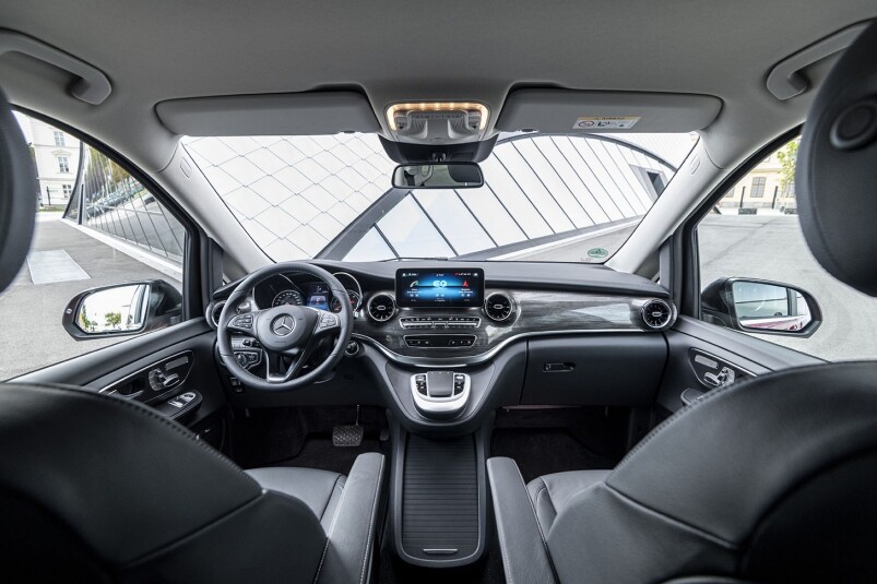 Mercedes-Benz平治首款電動豪華MPV丨EQV 300「一換一」後售價將低於一百萬元