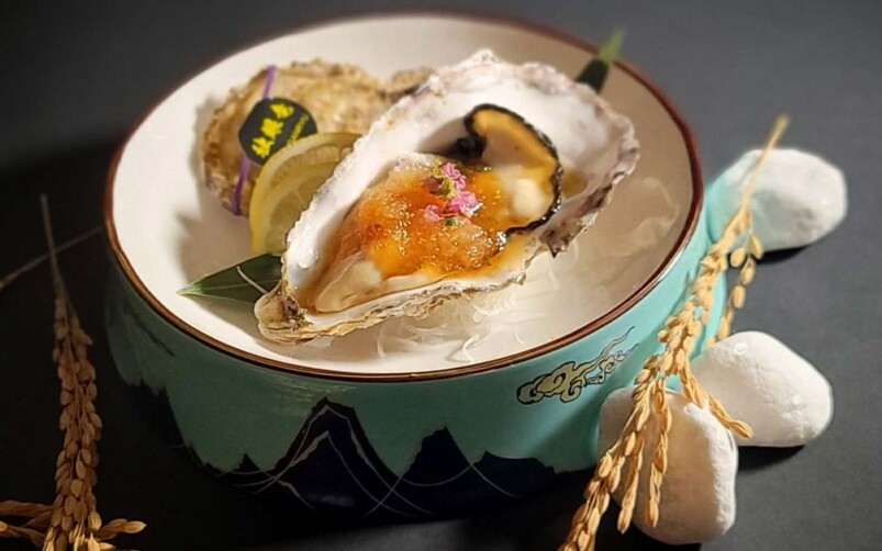 集日本海鮮於一身的海之幸 Omakase（HK$1088）以日本直送海產為主角，嚴選來自日本各地的頂級海產如日本真蠔等，不同的烹調方法，把不同的海鮮的鮮甜味道，發揮得淋漓盡致。