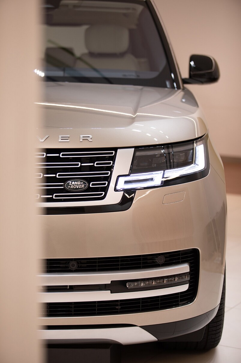 全新Range Rover系列11款車型繼續帶領SUV市場丨2024年將引入純電版Range Rover