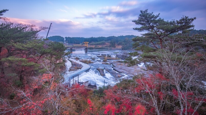 九州賞紅葉－山水之間日本九州地區有很多地方壯觀的大自然美景，也有