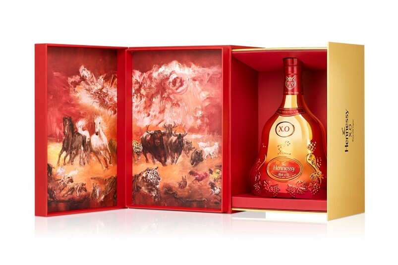 軒尼詩Hennessy與當代藝術家嚴培明合作推出「軒尼詩V.S.O.P 2023 年春節限量版」禮盒