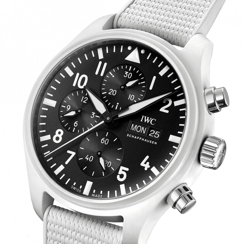 Pilot’s Watch Chronograph TOP GUN Edition “Lake Tahoe”(IW389105) HK$83,900 Pilot’s Watch Chronograph TOP GUN Edition “Lake Tahoe”(IW389105) HK$83,900