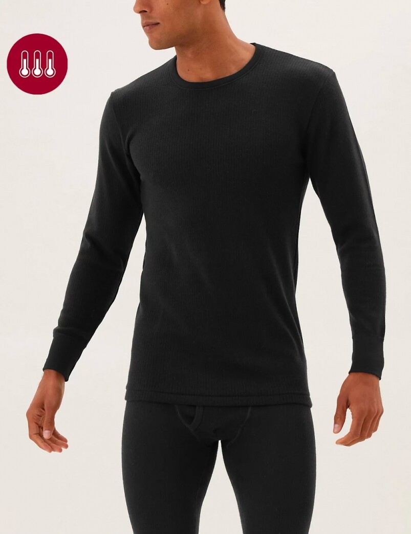 Marks & Spencer 保暖T-shirt HK$349 Marks & Spencer 保暖T-shirt HK$349