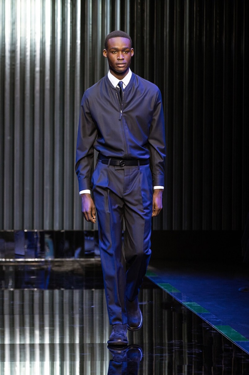 Giorgio Armani 2022/23秋冬男裝系列丨留下永恆光影的紳士服飾 Giorgio Armani 2022/23秋冬男裝系列丨留下永恆光影的紳士服飾