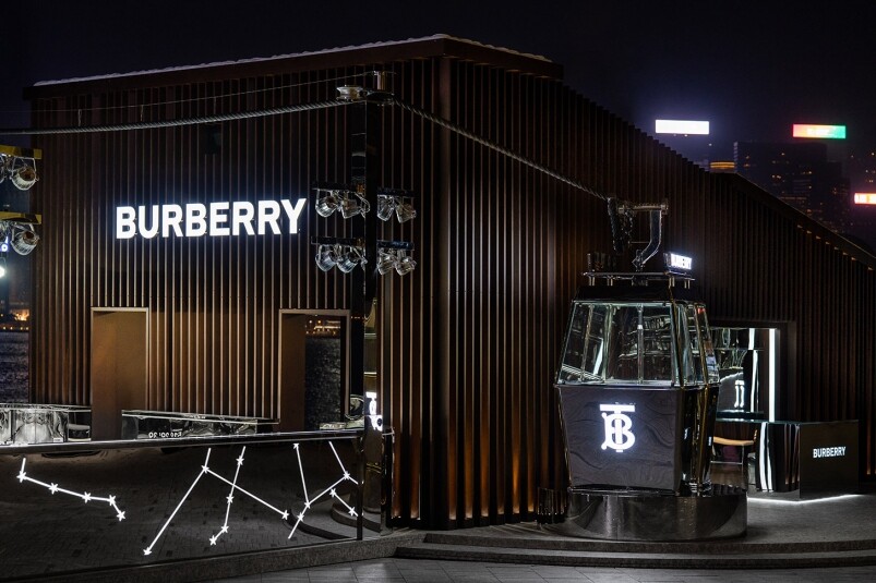 Burberry全港首個戶外溜冰場！Burberry全新外套系列與鏡面纜車限定店登陸K11 Musea