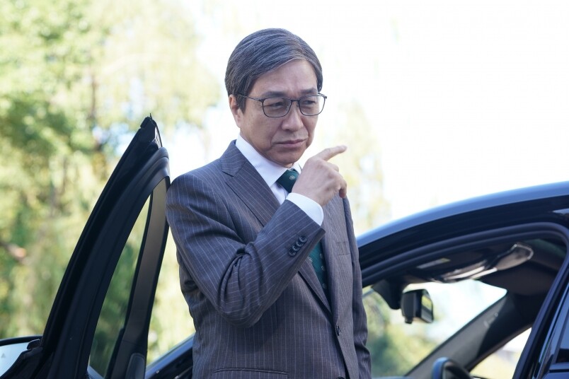新加坡富豪胡雷盟突然離世,他竟然指定從未露面的私生女Michelle為繼承人! 新加坡富豪胡雷盟突然離世,他竟然指定從未露面的私生女Michelle為繼承人!