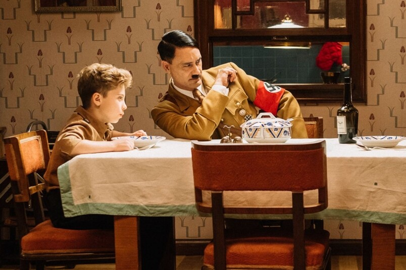 最佳改編劇本:《陽光兔仔兵》 Taika Waititi 最佳改編劇本:《陽光兔仔兵》 Taika Waititi
