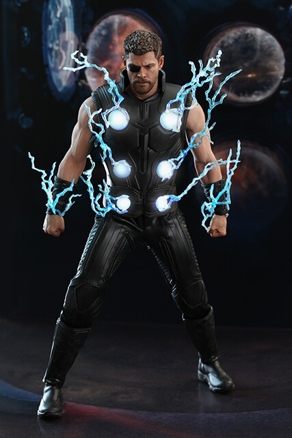 Thor Hot Toys avengers infinity war stormbreaker 2