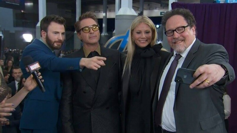 難得眾星雲集，當然要合照啦，一張照片就有齊Captain America的Chris Evans、Iron Man的Robert Downey Jr