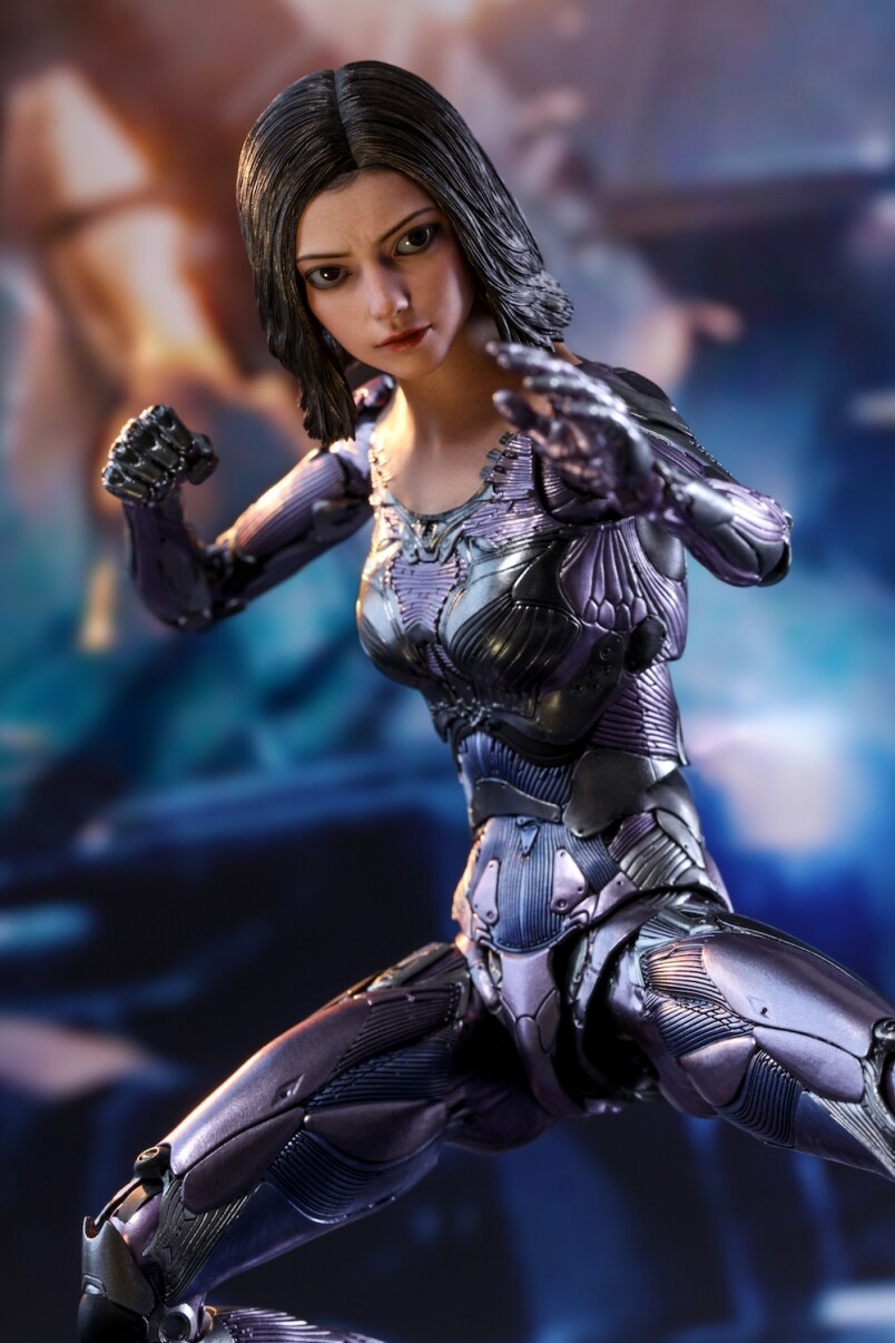 HOT TOYS過往推出過不少電影角色珍藏人偶,但今次為《銃夢:戰鬥天使》推出的 HOT TOYS過往推出過不少電影角色珍藏人偶,但今次為《銃夢:戰鬥天使》推出的