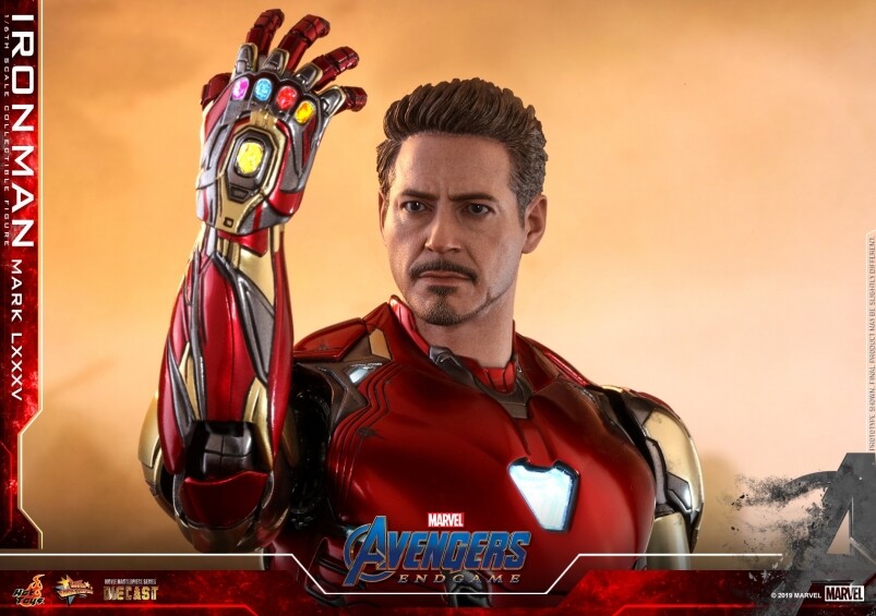 Hot Toys剛剛更公佈Iron Man Mark 85人偶將會附有最後送Thanos歸西的Nano Gauntlet，更備有LED