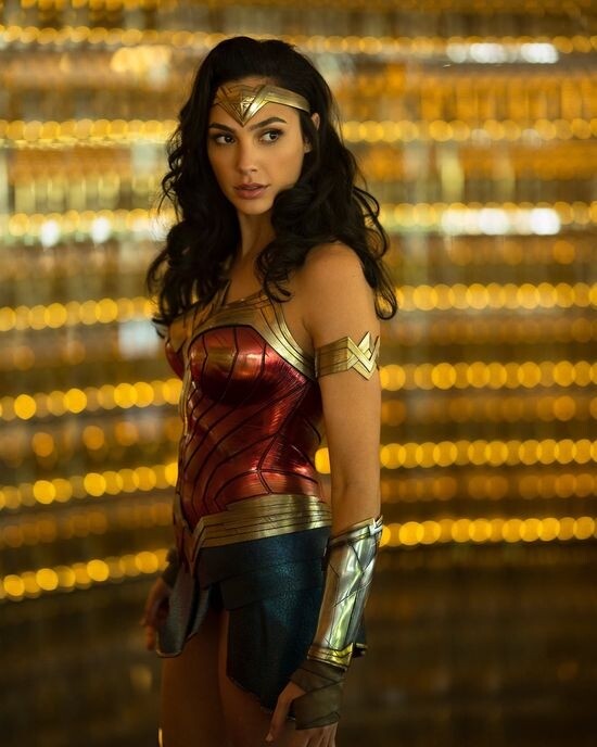 早前報導過《神奇女俠1984》（Wonder Woman 1984）由2019年11月延至2020年6月才上畫，顧名思