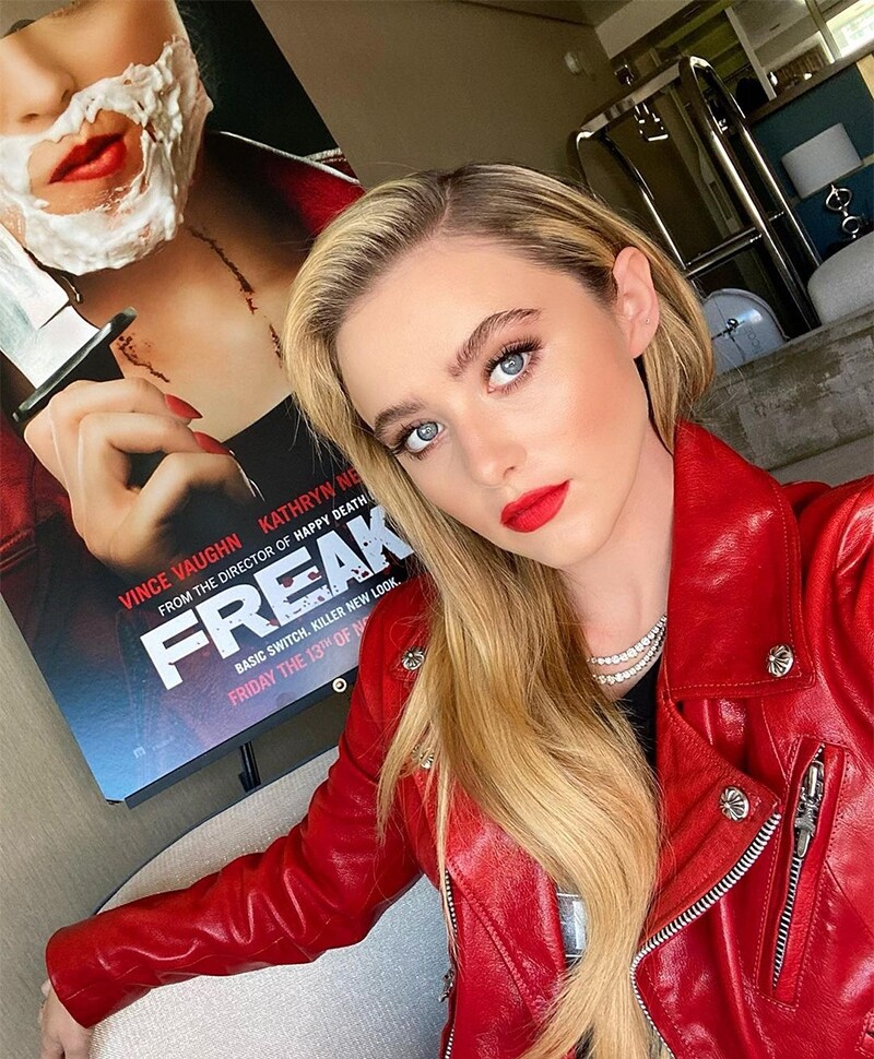 《屠・姐上錯身》|變態屠夫一夜變少女Kathryn Newton 甜美笑容背後藏殺機 《屠・姐上錯身》|變態屠夫一夜變少女Kathryn Newton 甜美笑容背後藏殺機