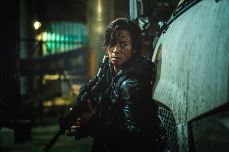 而其實《屍殺半島》已經不是第一部電影將香港設為其中一個主要場景，2013
