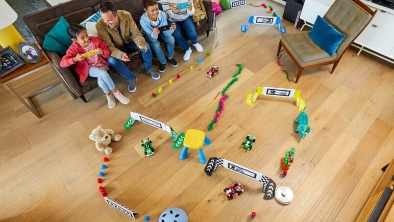 《Mario Kart Live: Home Circuit》是一款結合 《Mario Kart Live: Home Circuit》是一款結合