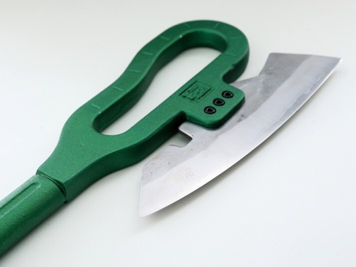 刀身採用鋁鑄+陽極氧化處理，完全是專注於材料和細節。