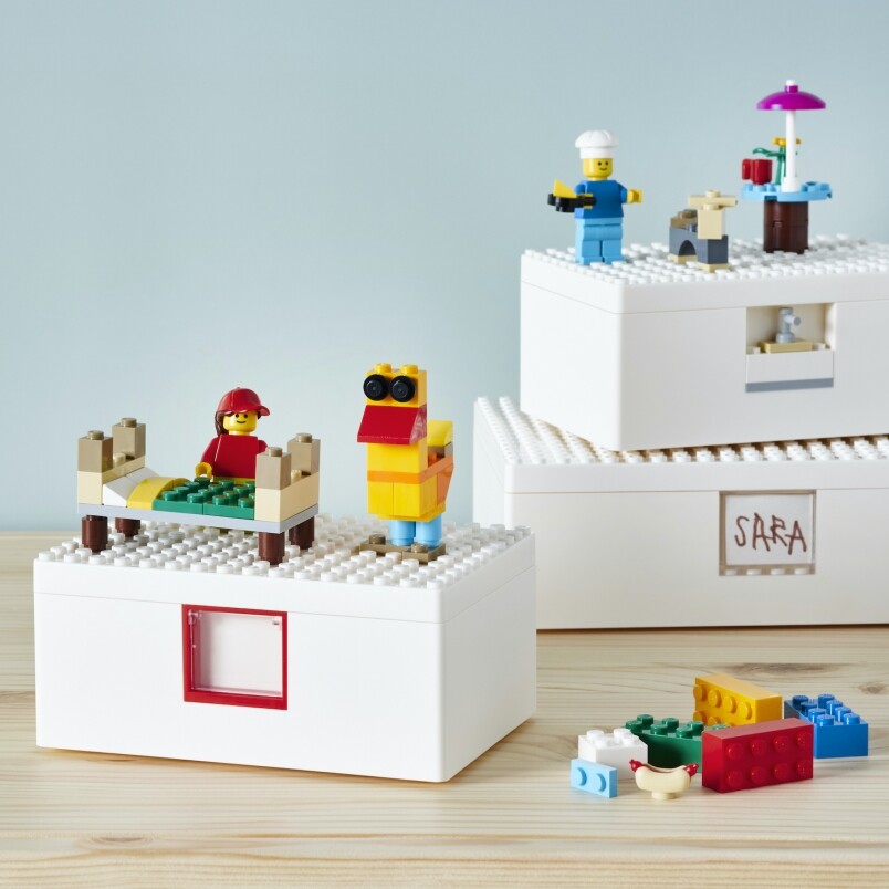 貯物盒側邊及上面均可砌上其他LEGO積木配件，而不同貯物盒亦可互相連