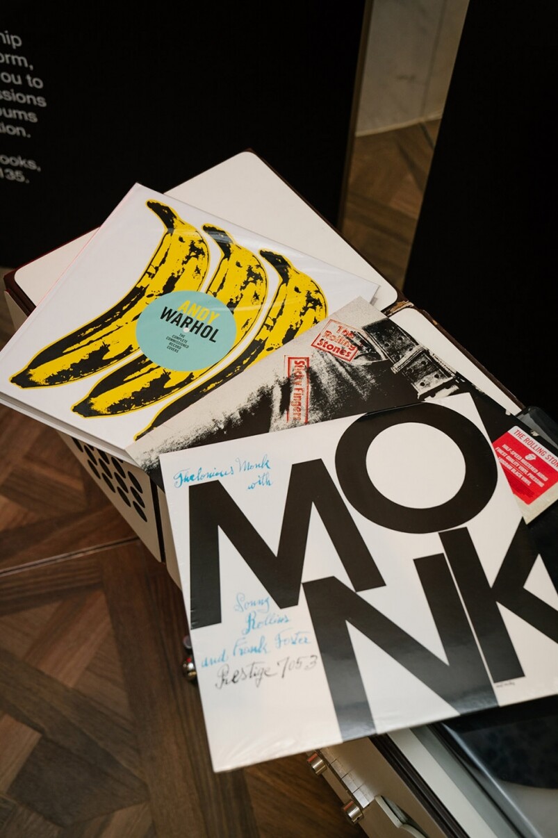 黑膠的熱潮回來了丨全美黑膠銷售額比CD高丨MoMA Design Store 全新「THE RECORD SHOP」Pop-Up店登陸K11 MUSEA 黑膠的熱潮回來了丨全美黑膠銷售額比CD高丨MoMA Design Store 全新「THE RECORD SHOP」Pop-Up店登陸K11 MUSEA