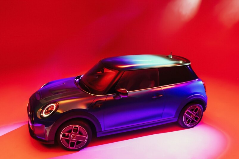3款Mini Cooper全新多色調車頂保留英式細節!3門Mini Cooper 33萬有找! 3款Mini Cooper全新多色調車頂保留英式細節!3門Mini Cooper 33萬有找!