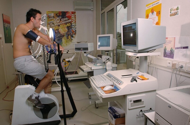 歐鎧淳指出，身為運動員如果要檢測最大攝氧量，就要特地從訓練中抽出